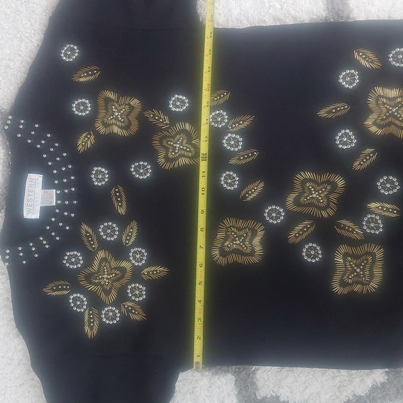 Western Connection Vintage Short Sleeve Metalic Studded Black Gold/Silver Top Md - Picture 4 of 7